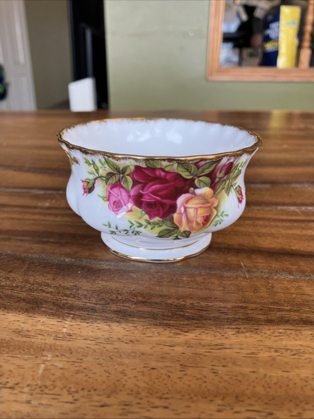 Vintage Royal Albert Old Country Roses Made in England 3 1/2" Open Sugar Bowl